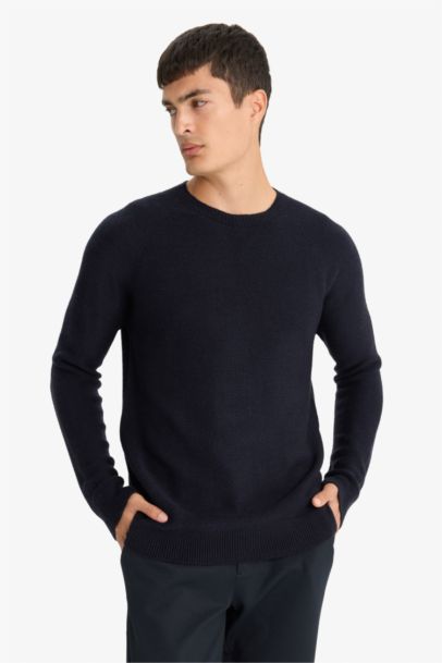 Standard Fit Crew Neck Knitwear Pullover