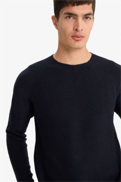 Standard Fit Crew Neck Knitwear Pullover