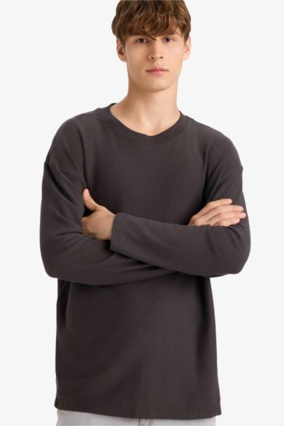 Boxy Fit Crew Neck Soft Fabric Basic Sweatshirt