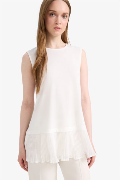 Regular Fit Bisiklet Yaka Basic Düz Kolsuz Pile Detaylı Tunik