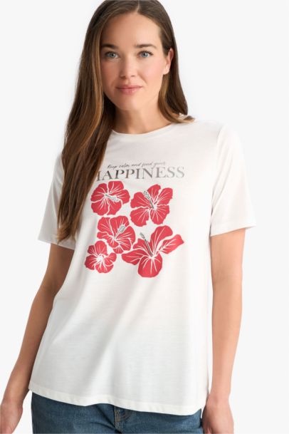 تيشيرت نص ردن بياخة مستديرة وقصة عادية