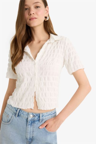 Fitted Dokulu Kısa Kollu Gömlek