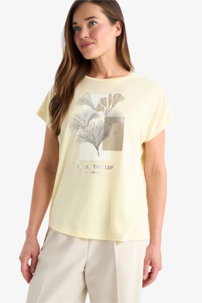 Regular Fit Crew Neck Short Sleeve T-Shirt