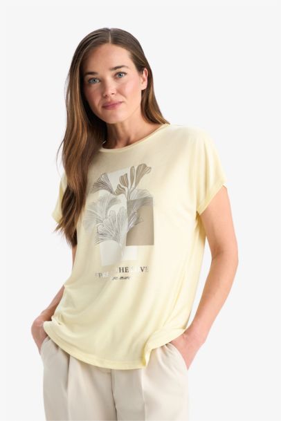 Regular Fit Crew Neck Short Sleeve T-Shirt