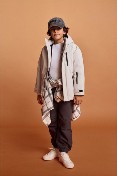 Su İtici Kapüşonlu Polar Astarlı Mont Erkek Çocuk