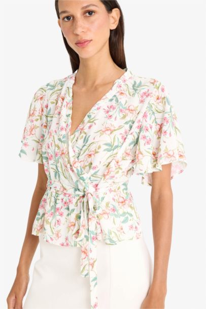 Slim Fit V-Neck Floral Short Sleeve Blouse