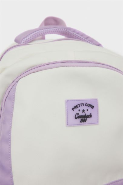 حقيبة ظهر نسائية