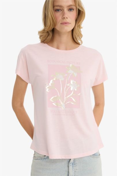 Woman Short Sleeve T-Shirt