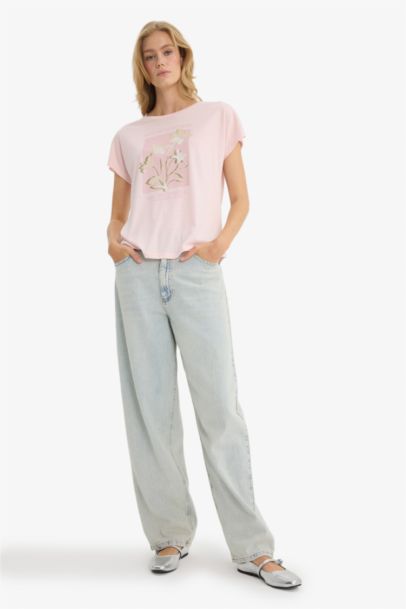 Woman Short Sleeve T-Shirt