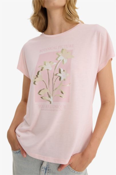 Woman Short Sleeve T-Shirt