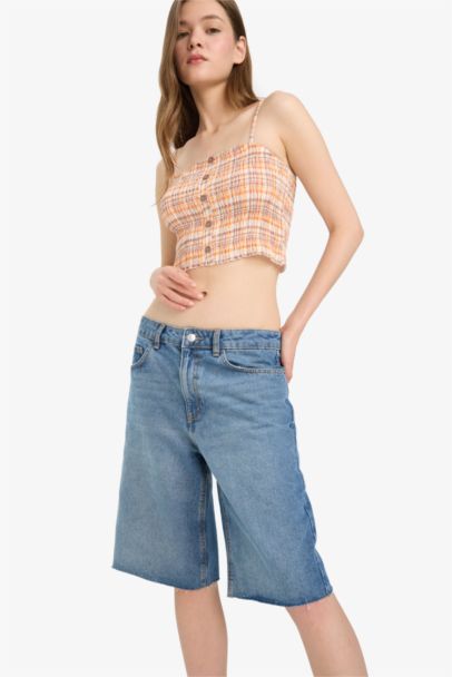 Fitted Checked Buttoned Strappy Top