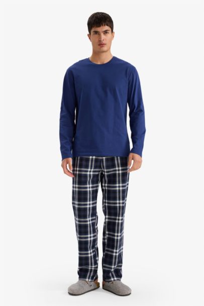 Regular Fit Top Bottoms 2 Piece Pajama Set