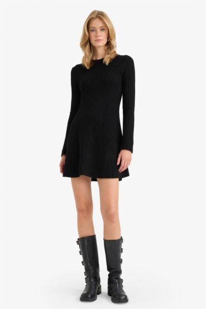 A Cut Crew Neck Knitwear Dress