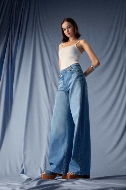 Wide Leg High Waist Long Washed Jeans