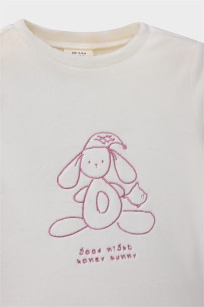 Pijama Takımı Tavşan Baskılı Uzun Kollu Velur Üst Çizgili Uzun Alt Kız Bebek