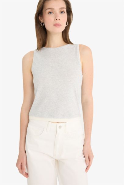 Slim Fit Crew Neck Basic Ribbed Crop Top