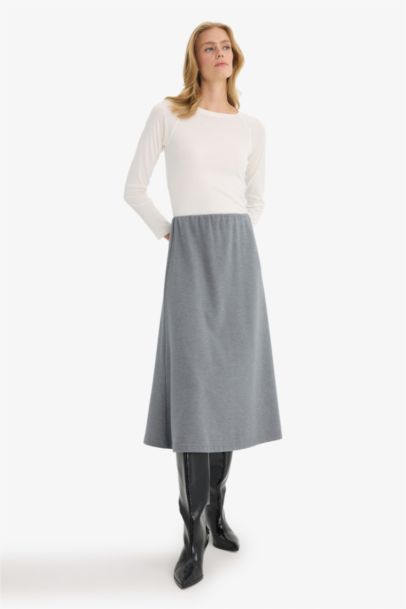 A Cut Ribana Normal Waist Knitted Skirt