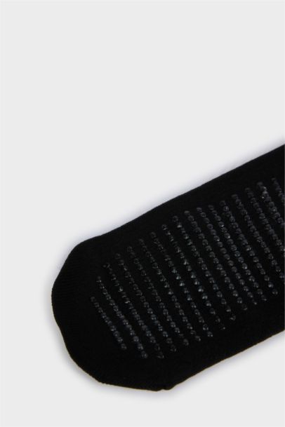 شرابات رياضي قصيرة حريمي - قطعتين