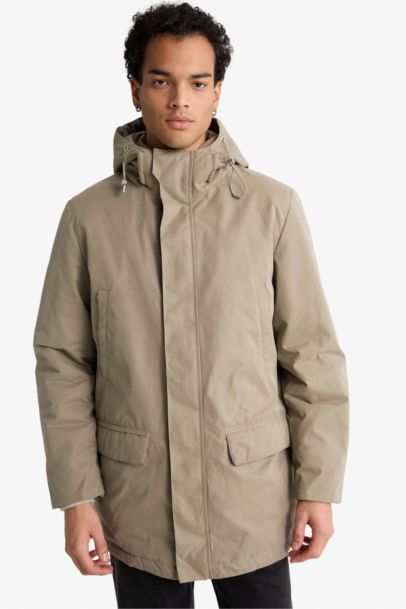 جاكيت مقاوم للماء قصة عادية بغطاء للرأس مبطن