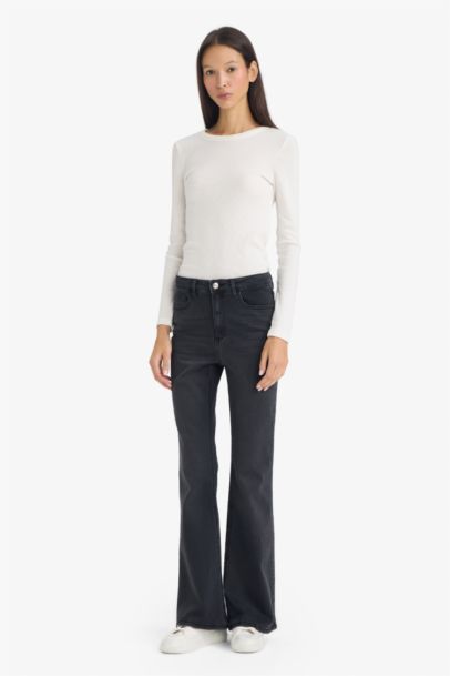 Mia Flare Fit Regular Waist Long Jeans
