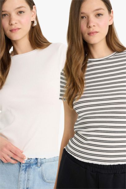 سيت قصة عادية من قطعتين