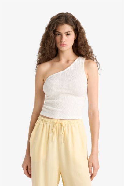 Slim Fit Lace One Shoulder Tank Top