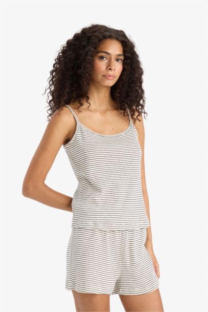 Fall in Love Regular Fit Top Shorts 2 Piece Pajama Set