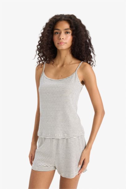 Fall in Love Regular Fit Top Shorts 2 Piece Pajama Set