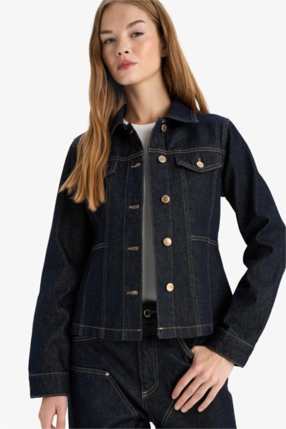 Buttoned Denim Jacket