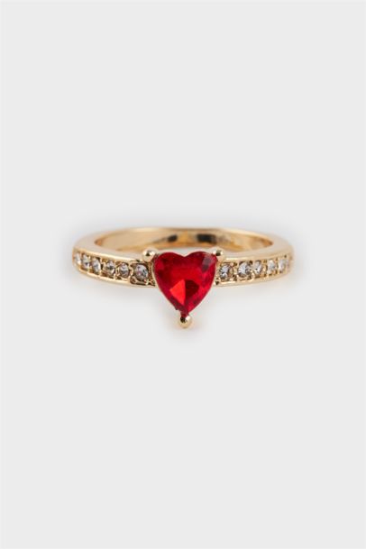 Woman 3 Piece Heart Detailed Gold Ring