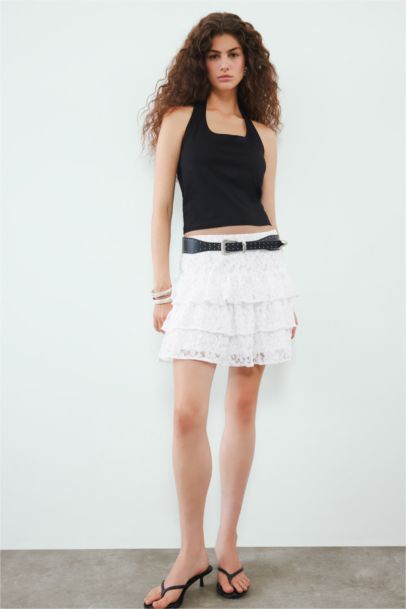 Slim Fit Halter Collar Tank Top