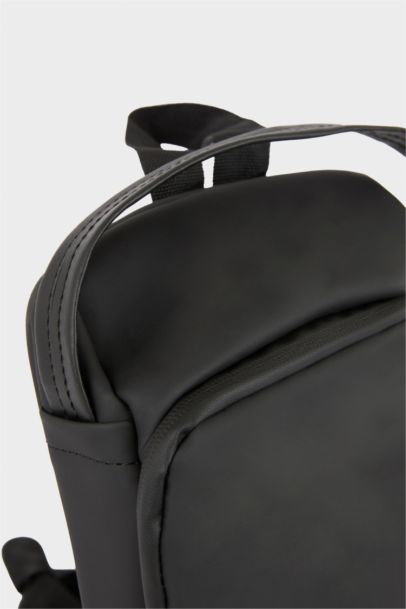 جنطة كروس بودي رجالي جلد صناعي