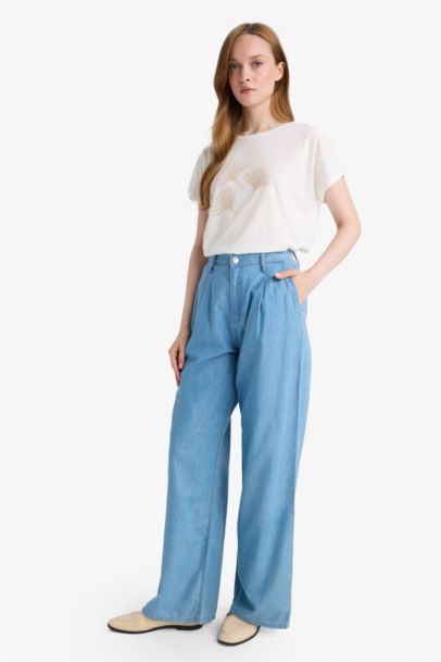 Crew Neck Stone Printed Short Sleeve T-Shirt