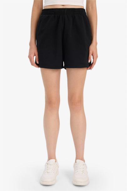 Regular Fit Elastic Waist Basic Shorts