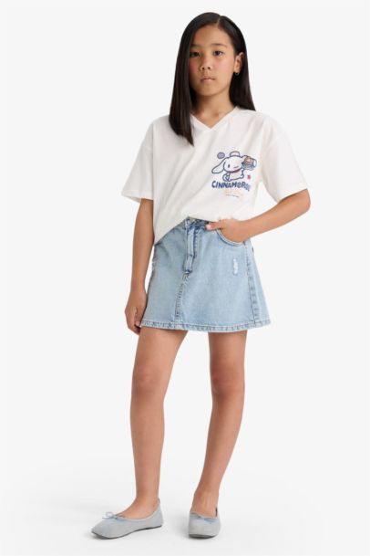 Hello Kitty Oversize Geniş Kalıp V Yaka Sırt Baskılı Kısa Kollu Tişört Kız Çocuk