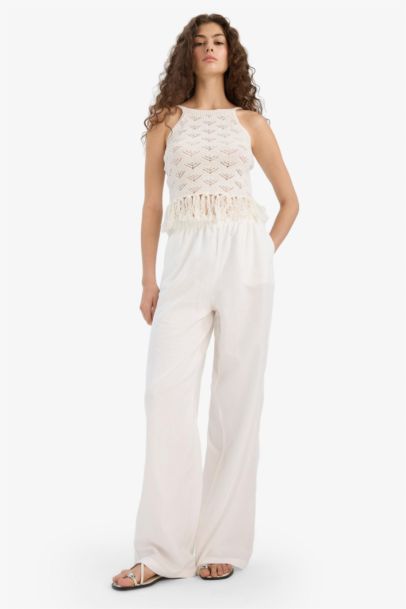 Slim Fit Tassel Detailed Knitted Tank Top