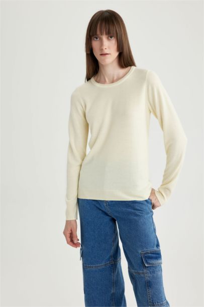 Regular Fit Bisiklet Yaka Yumuşak Dokulu Basic Düz Triko Kazak