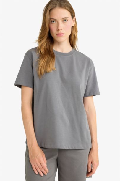 Regular Fit Crew Neck Basic Premium T-Shirt