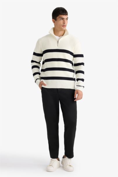 Standard Fit Zipper Knitwear Pullover