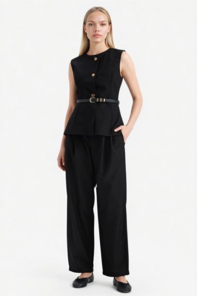 Slim Fit Crew Neck Vest