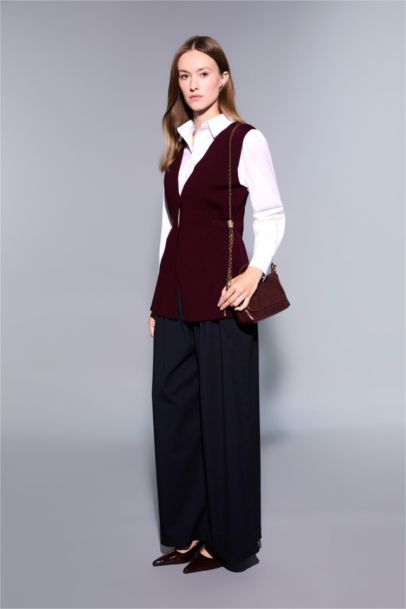 Regular Fıt V Yaka Triko Yelek