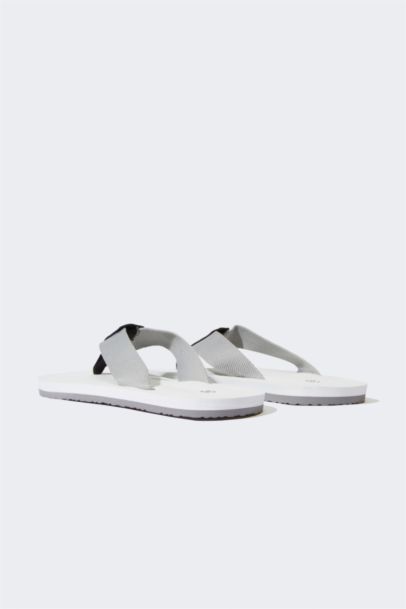 Kadın Düz Taban Parmak Arası Terlik