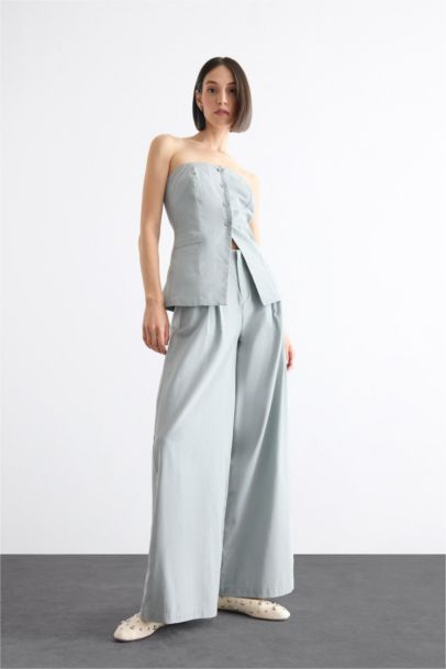 Wide Leg Darted Trousers