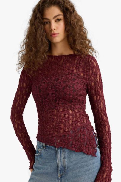 Woman Long Sleeve T-Shirt