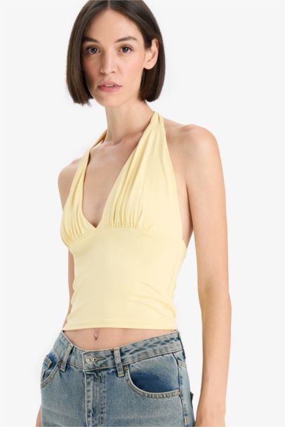 Slim Fit Halter Collar Tank Top