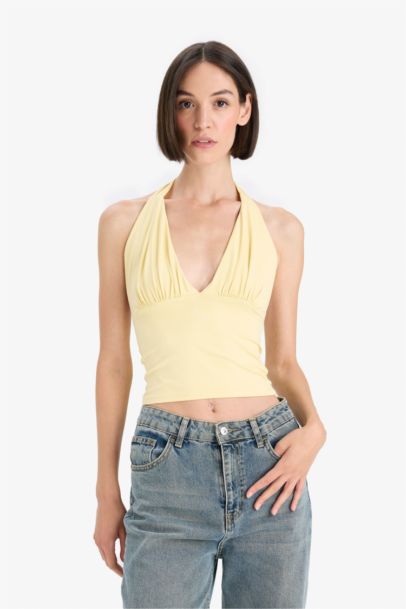 Slim Fit Halter Collar Tank Top