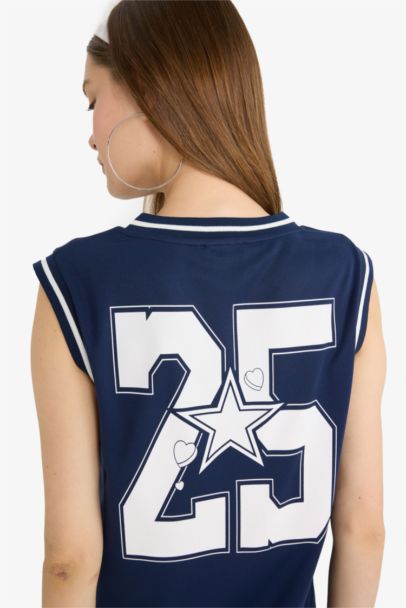 Oversize Geniş Kalıp Sırt Baskılı V Yaka Forma Kumaşı Atlet