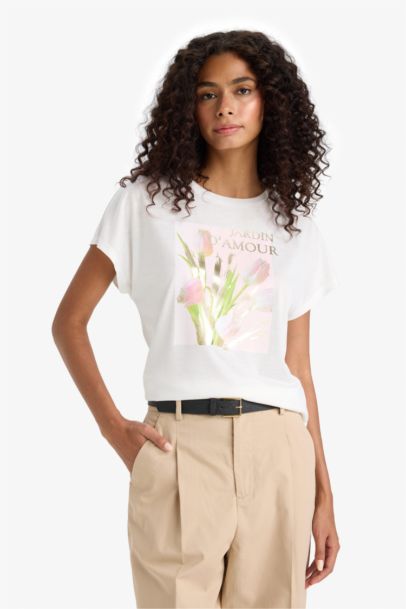 Woman Short Sleeve T-Shirt