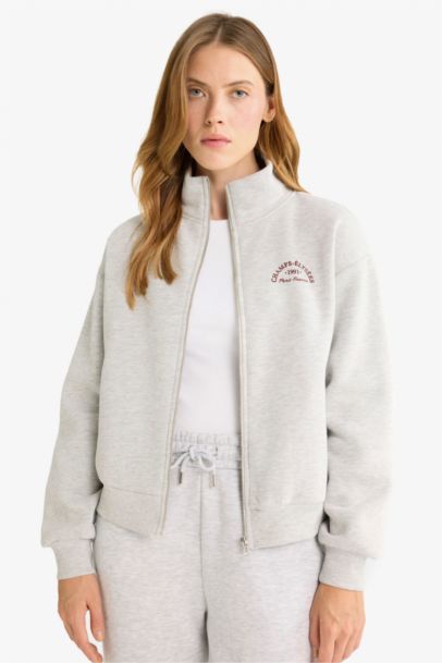 جاكيت رياضي تقيل قصة مريحة وياخة عالية