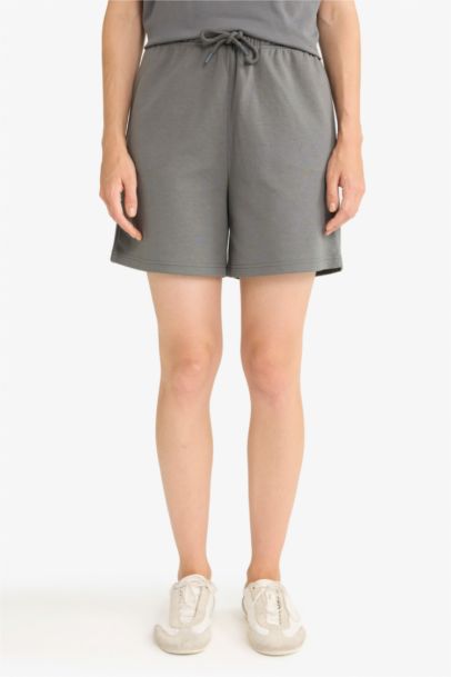 Tie Waist Basic Shorts